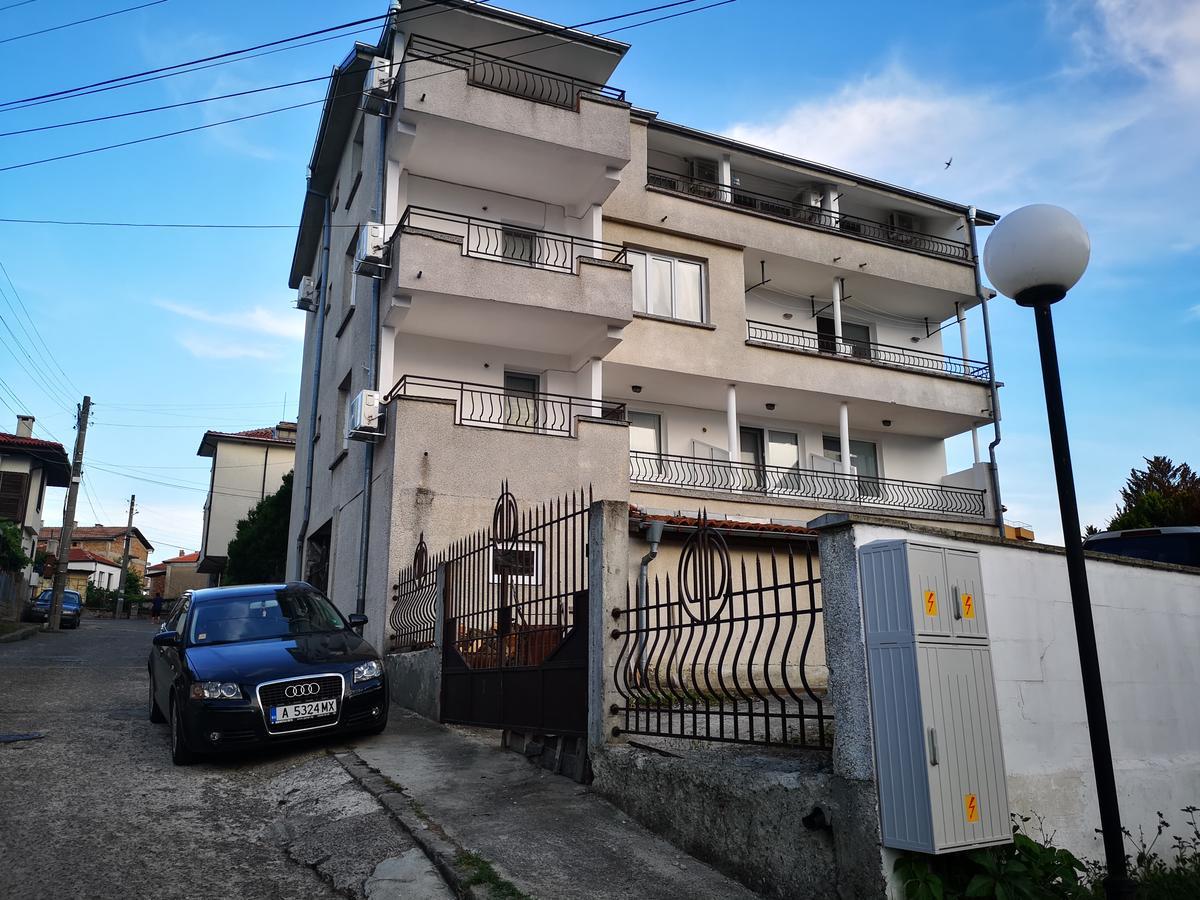 Apartment Elvira Černomorec Exterior foto